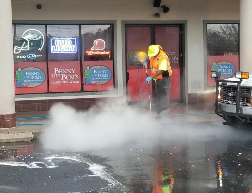 Commercial Pressure Washing,Power Washing, concrete cleaning